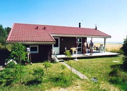 Holiday home. Built in 1997. Situated on a 5500 qm site. Sea view from house and site. The house is heated by electricity. 1 bathroom with shower. 1 toilet. At least one bathroom with heated floor. Fr ...