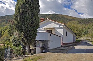  Dette dejlige lille og praktisk indrettede feriehus ligge nedenfor det naturskønne Ucka-bjergområde. Besøg den interessante by Opatija eller tag på udfluger ind i landet på halvøen Istien. ...