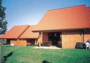 Hasselfelde er p.g.a. sin meget centrale beliggenhed i Harzen et ideelt udgangspunkt for udflugter i ferien. Der er i nærheden bl.a. Brocken, Rübeländer drypstenshule og bjergværker, som er et be ...