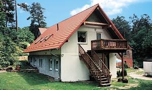  Hyggelig, moderne indrettet ferielejlighed på 1. sal. I samme hus som DBB156/157. Fælles vippe. Barneseng og -stol er muligt. ...