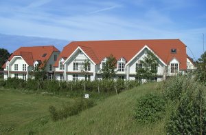 Ved et af de smukkeste steder ved Østersøen, i nærheden af Wismar, ligger 'Skandinaviens sydligste ø' - øen Poel. Den er forbundet med fastlandet via en dæmning. I den søvnige by Gollwitz, som ...