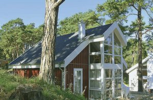 Et hus lige ved Østersøen! Lige bag klitten og i skoven ligger strandparken Østersøbad Baabe. Udover den høje komfort, som dette dejlige hus byder på, så er beliggenheden nærmest enestående ...