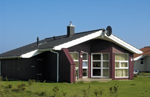  Schönhagens gæster er særligt glade for den godt 1000 meter lange strand, som grænser op til stranden i Kappeln. På stranden overvåges gæsternes sikkerhed af livreddere. Mod syd afgrænses str ...
