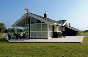 I et autentisk ferielandskab, som er præget af brede strande, maleriske stejle skrænter og idylliske bugter, ligger badebyen Schönhagen, en del af Brodersby, lige ved Østersøen. På dette lille ...