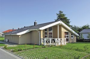  Schönhagens gæster er særligt glade for den godt 1000 meter lange strand, som grænser op til stranden i Kappeln. På stranden overvåges gæsternes sikkerhed af livreddere. Mod syd afgrænses str ...