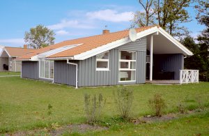 Schönhagens gæster er særligt glade for den godt 1000 meter lange strand, som grænser op til stranden i Kappeln. På stranden overvåges gæsternes sikkerhed af livreddere. Mod syd afgrænses str ...