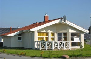 Med Østersøen lige uden for døren og med Kappeln og Eckernförde i nabolaget - sådan præsenterer Schönhagen sig - en lille badeby ved Østersøen, hvis popularitet hos unge og gamle er støt st ...