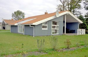 Schönhagens gæster er særligt glade for den godt 1000 meter lange strand, som grænser op til stranden i Kappeln. På stranden overvåges gæsternes sikkerhed af livreddere. Mod syd afgrænses str ...