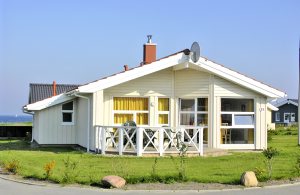 Med Østersøen lige uden for døren og med Kappeln og Eckernförde i nabolaget - sådan præsenterer Schönhagen sig - en lille badeby ved Østersøen, hvis popularitet hos unge og gamle er støt st ...