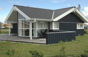  Langt væk fra byens larm og den hektiske hverdag ligger der et stykke land, hvor havet møder det grønne land. Et ægte paradis til familieferien. Her ved Nordsøen ligger komfortable, luksuriøse  ...