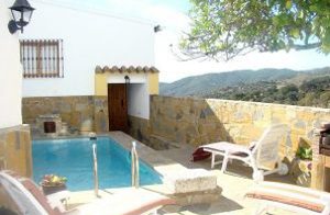  Dette fantastiske feriehus ligger på en typisk andalusisk egn i et meget naturskønt område.