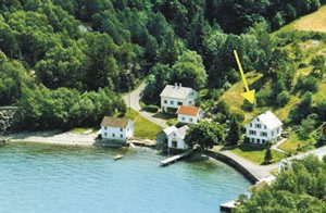 Dejligt veludstret hus ved vandet. Flot udsigt over fjorden. Gode fiske og bademuligheder. Børn meget velkommen. Udflugter: Haugesund og Lysefjord. nabo: 20 m. ...