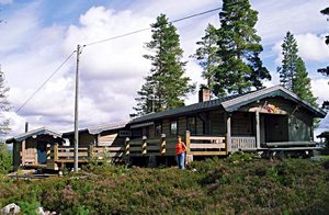  Pænt, velindrettet hus af høj standard. Panoramaudsigt over fjeld og fiskevand. ...