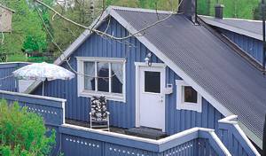  Rummelig lejlighed med stor afskærmet terrasse. Den ligger i by i naturskønt omr., 500 m fra badesø og gratis fiskeri. Ullared 10 km ...