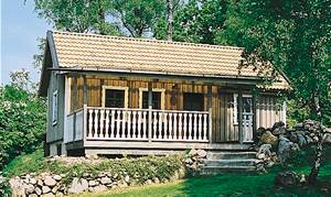 Renoveret, individuelt indrettet hus med herlig beliggenhed ved bjergfloden Krokån. Terrasse med udsigt over floden. Gratis fluefiskeri fra grunden. Hav 25 km. ...