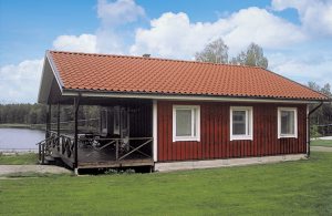 Velkommen til dette velholdte og højt beliggende hus med en skøn udsigt fra alrummet mod