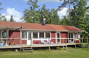  Hus med søudsigt tæt ved den fiskerige sø Kösen 50 m² terrasse. Inkl. badetønde, kan benyttes hele året. ...
