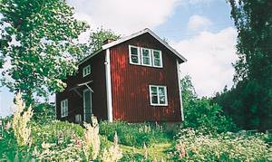 Pænt feriehus, som ligger afsides - her kommer du helt tæt på dyrelivet. Jagt efter aftale med ejeren. ...