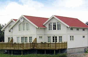 Veludstyret rækkehus tæt på fiskerlejet. Velegnet til ferie året rundt. ...