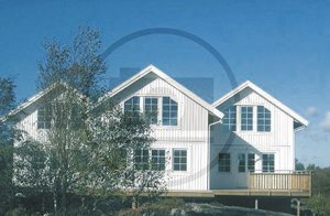 Dette veludstyrede rækkehus ligger højt i Mollösund. Perfekt til en ferie året rundt med herlige sommeraktiviteter i skærgården og lange gåture om efteråret og vinteren. ...