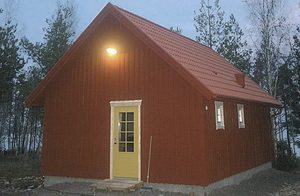 Rigtig hyggeligt feriehus i udkanten af Baggeruds Naturcamping. Panoramaudsigt over Vänern. Kun 100 m til bådrampe, fiskeplads og bademulighed. Stueetagen er handicapvenlig. ...