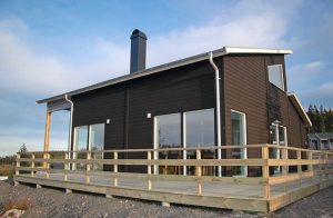 Kvalitetshus i Branäsfjeldene med en dejlig udsigt på pister og højlandet. I kan parkere foran døren og vandre gennem det smukke og rolige bjerglandskab. Stueetagen er indrettet med flisegulve og ...