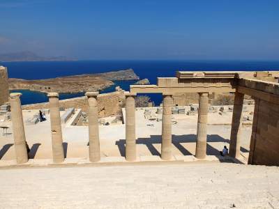 Fantastisk udsigt fra Akropolis i Lindos