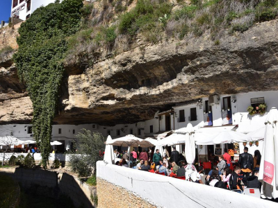 Restauranter i Setenil de las Bodegas - 1310